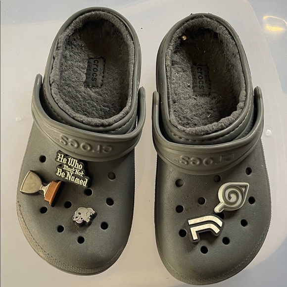 CROCS Other - CROCS Kids Gray Slippers with Playful Charms
